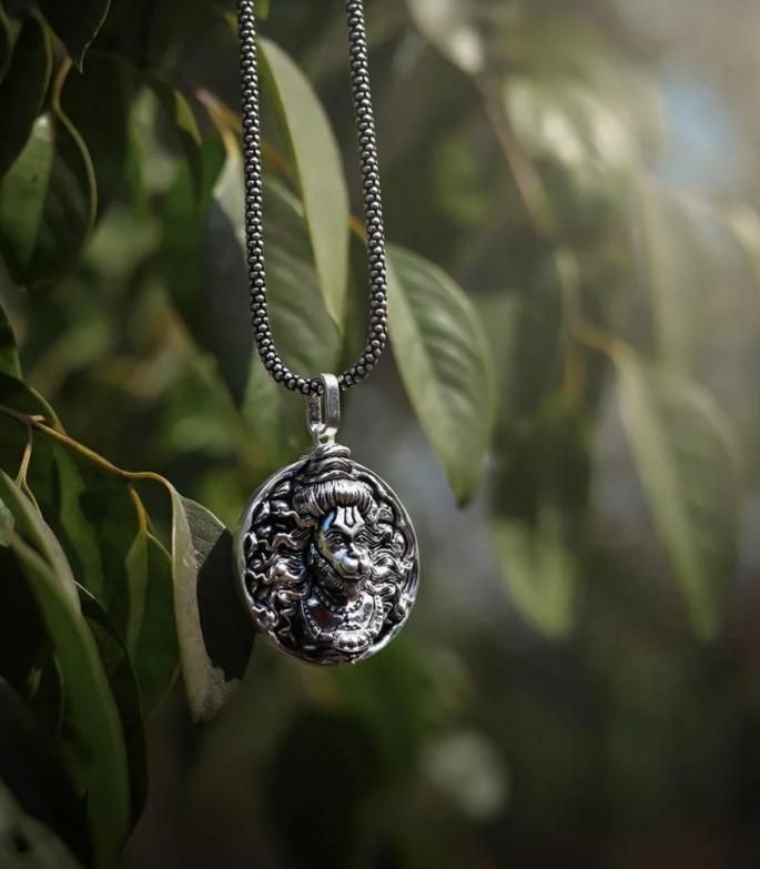 Spiritual Hanuman Ji Pendant Oxodaised in Silver Chain